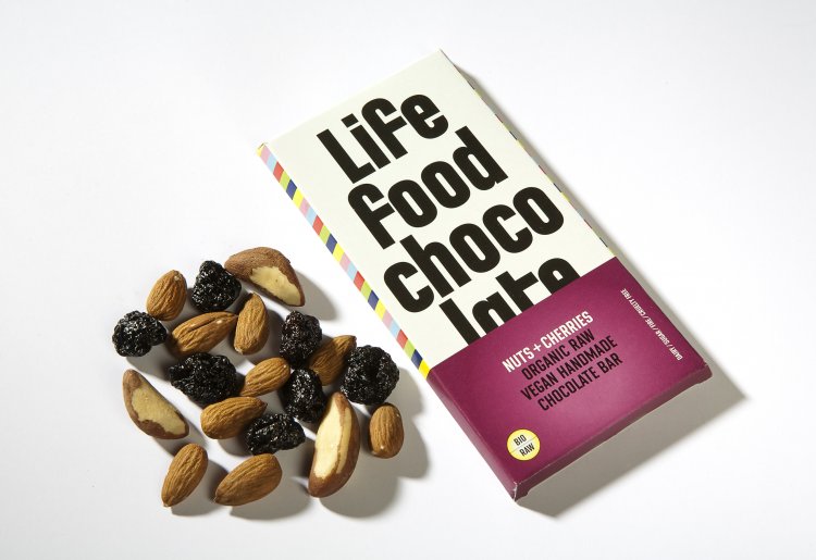 Lifefood Chocolate ořechy a třešně